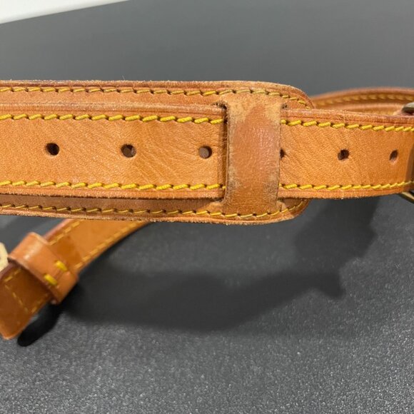 Louis Vuitton Keepall Vachetta Strap with Shoulder Pad (C128863-2) - Picture 3 of 5